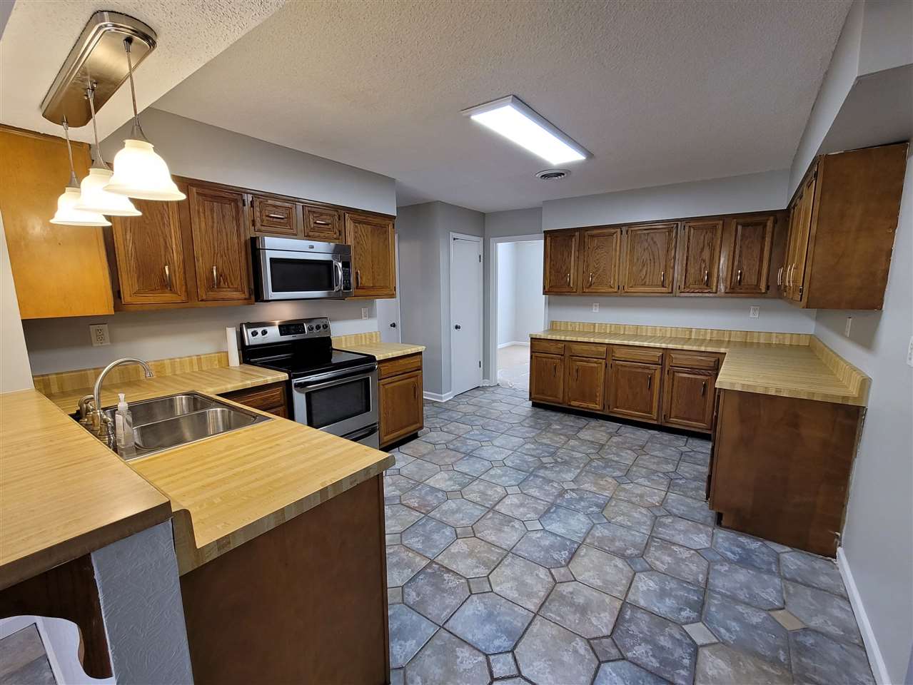 3852 Shane Road Millington, TN 38053 - Photo 7 of 20 Gallery Image 7