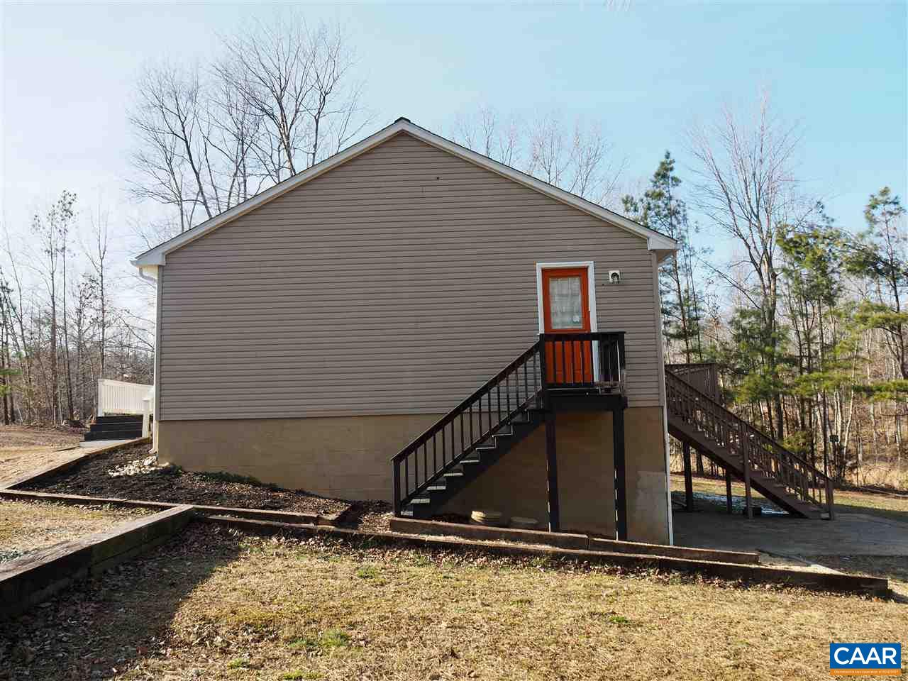 2880 Craigland Road Charlottesville, VA 22902 - Photo 46 of 48 a view of a house with a yard