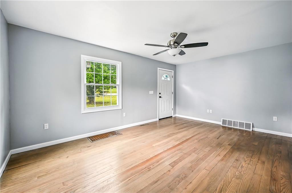 2796 Ivanhoe Road Sharpsville, PA 16150 - Photo 7 of 24 Gallery Image 7