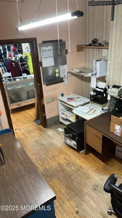 $460,000 | 400 Magnolia Street, Beverly, NJ 08010