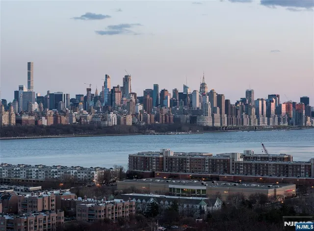 $1,300,000 | 320 Adolphus Avenue, Unit 321, Cliffside Park, NJ 07010