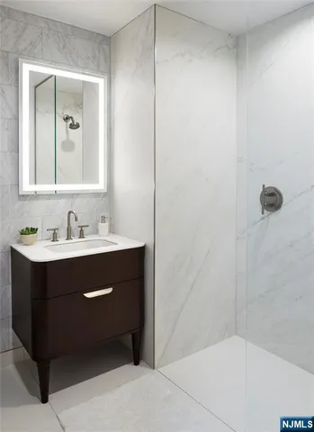 $1,300,000 | 320 Adolphus Avenue, Unit 321, Cliffside Park, NJ 07010