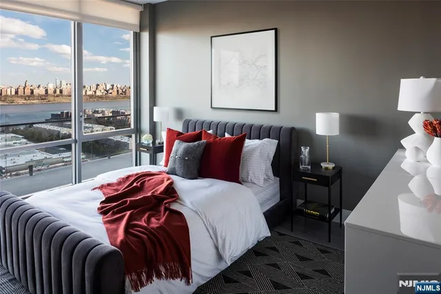 $1,300,000 | 320 Adolphus Avenue, Unit 321, Cliffside Park, NJ 07010