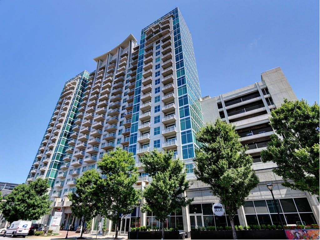 Live in the heart of Buckhead! 