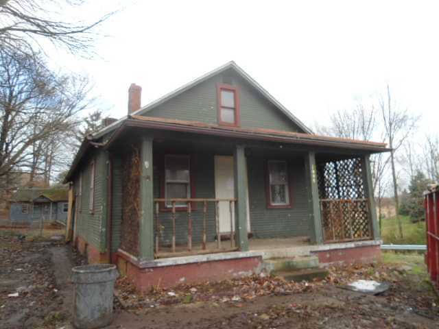 1995 Snoke Road Southwest Lancaster, OH 43130 - Photo 1 of 8