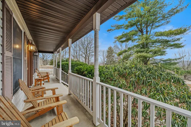 $425,000 | 2509 Highland Ridge Road, Berkeley Springs, WV 25411