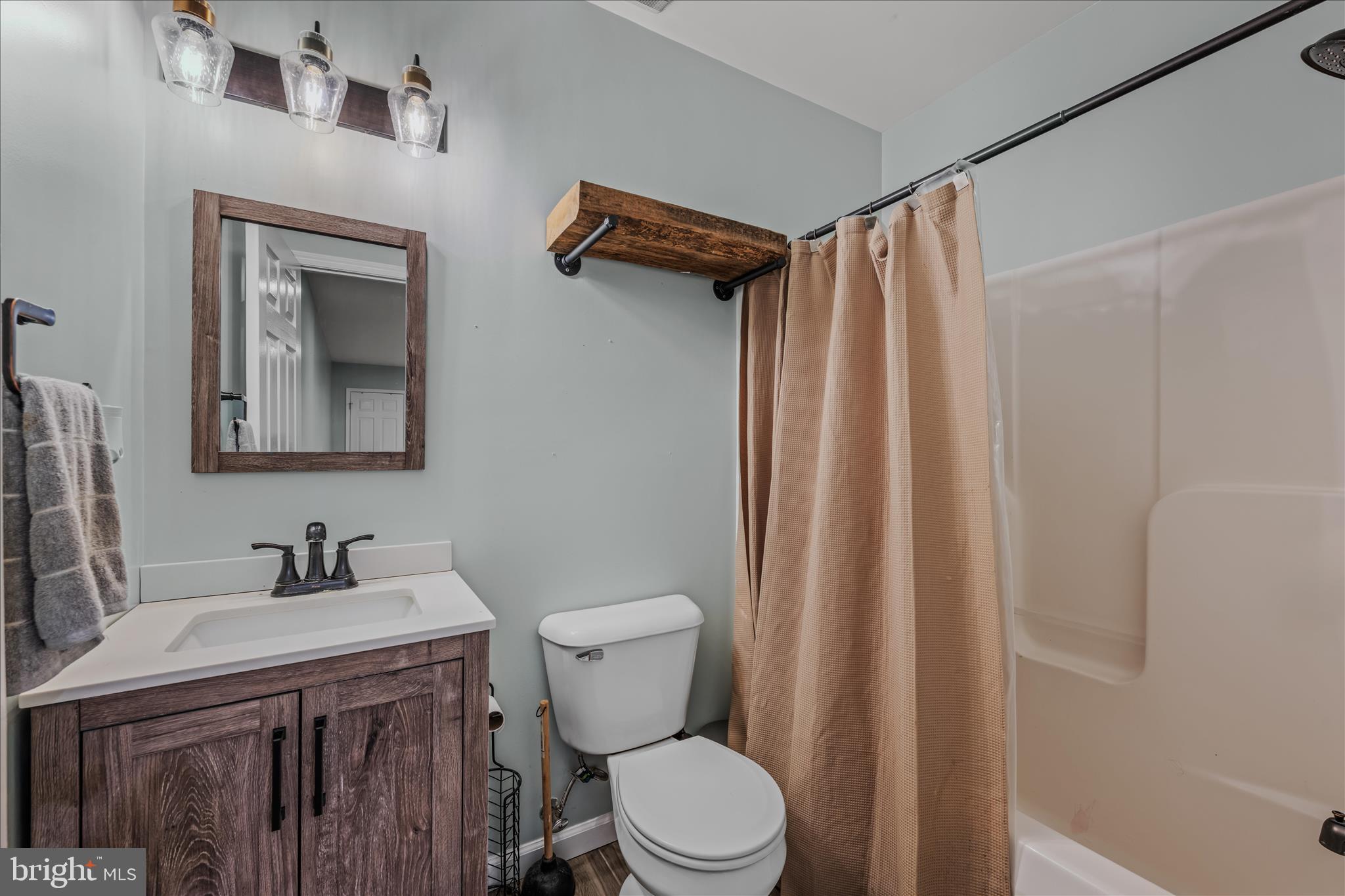 2509 Highland Ridge Road Berkeley Springs, WV 25411 - Photo 43 of 68 Downstairs Bathroom