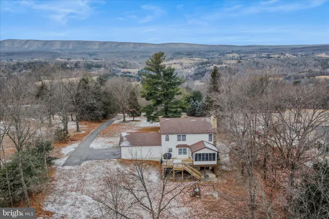 $425,000 | 2509 Highland Ridge Road, Berkeley Springs, WV 25411