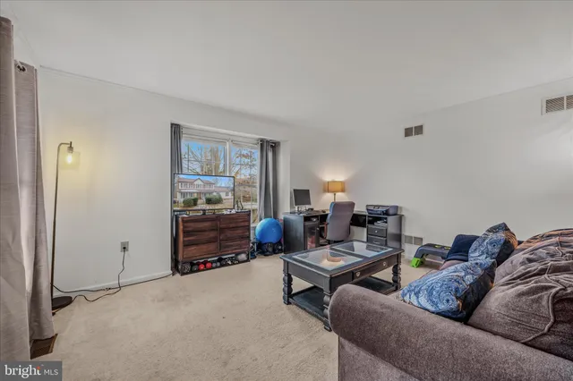 $425,000 | 2509 Highland Ridge Road, Berkeley Springs, WV 25411