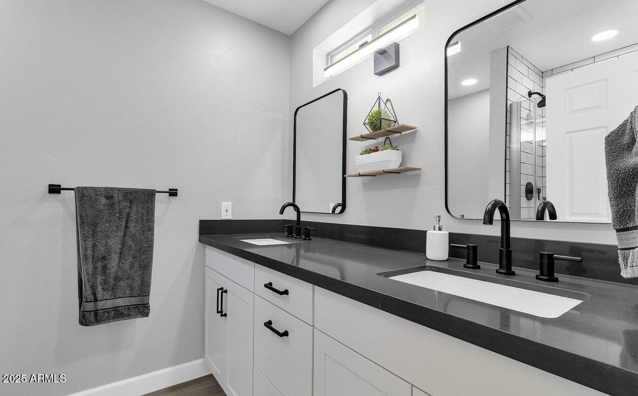 2130 West Devonshire Street Mesa, AZ 85201 - Photo 11 of 24 3