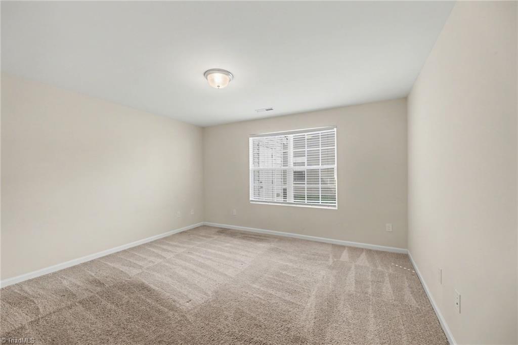 3874 Copperfield Court High Point, NC 27282 - Photo 21 of 33