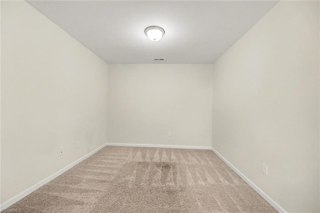 3874 Copperfield Court High Point, NC 27282 - Photo 24 of 33