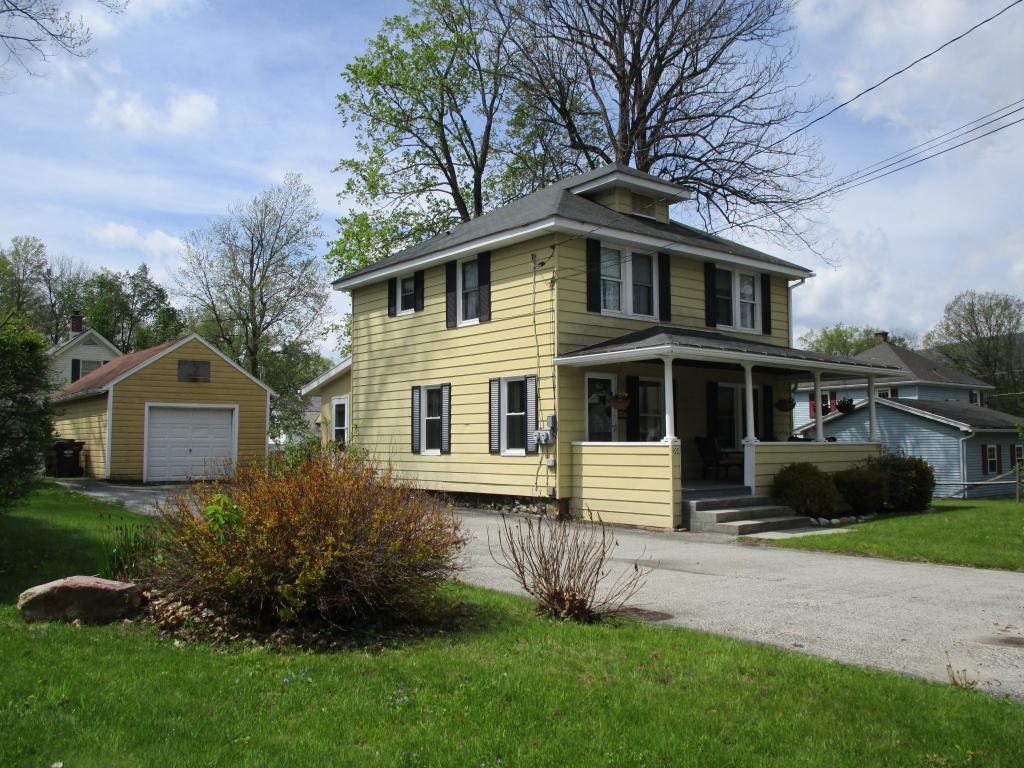 105 Fillmore Street Bennington, VT 05201 - Photo 1 of 35 Gallery Image 1