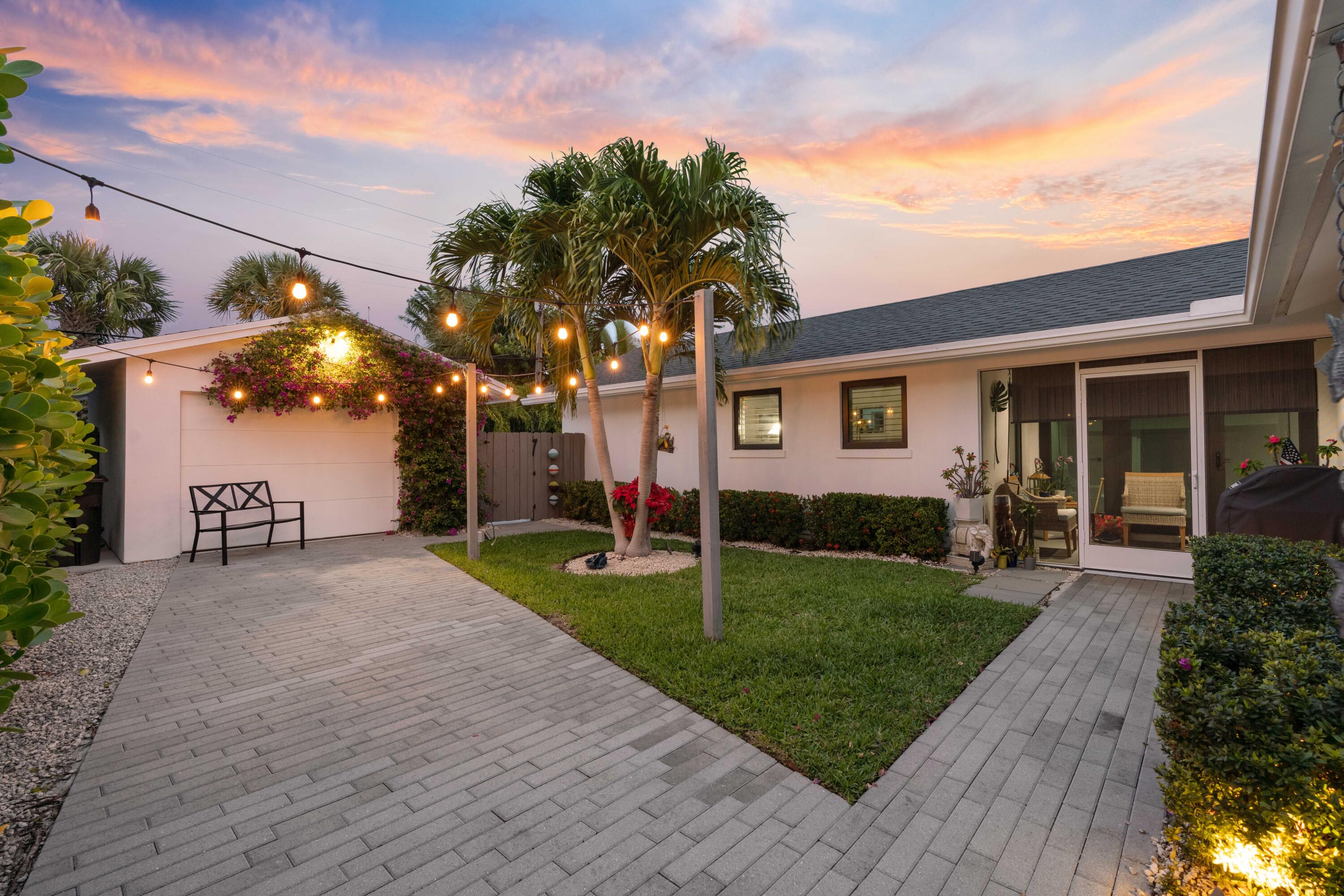 303 Pilgrim Road West Palm Beach, FL 33405 - Photo 25 of 55 _MLP6798