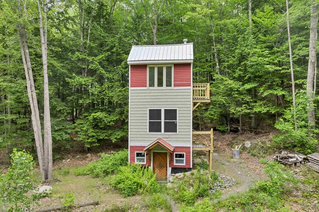 $215,000 | 171 Bell Road, Plymouth, NH 03264