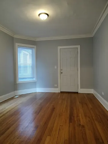 $1,150 | 7408 South Eberhart Avenue, Unit 1R, Chicago, IL 60619