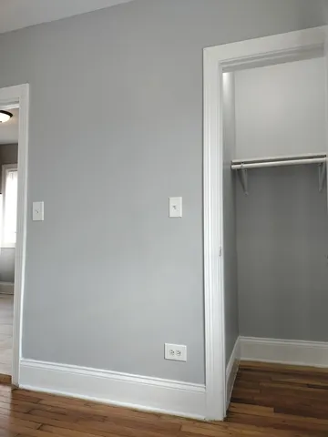 $1,150 | 7408 South Eberhart Avenue, Unit 1R, Chicago, IL 60619