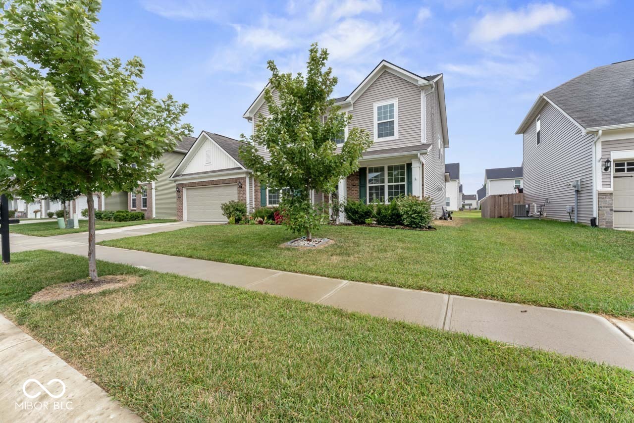 4145 Lotus Street Plainfield, IN 46168 - Photo 3 of 42