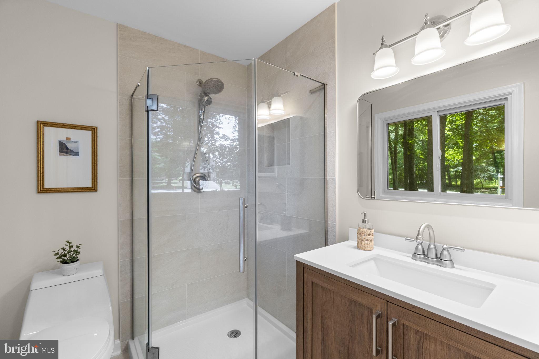 12262 Etchison Road Ellicott City, MD 21042 - Photo 21 of 45 Primary Bathroom