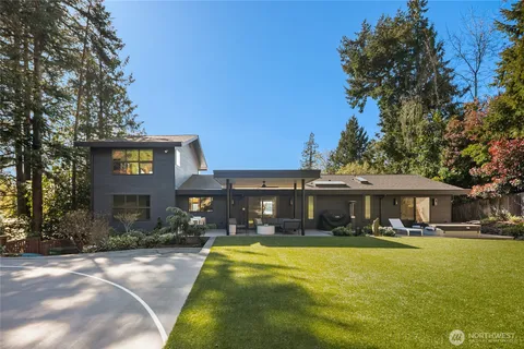 $5,198,000 | 4628 Forest Avenue Southeast, Mercer Island, WA 98040