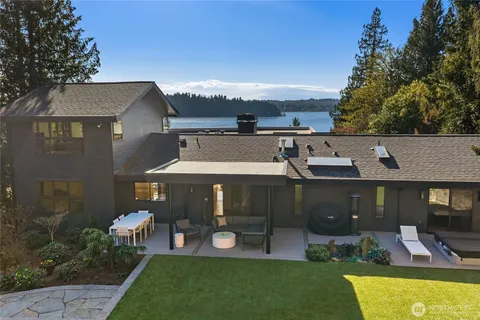 $5,198,000 | 4628 Forest Avenue Southeast, Mercer Island, WA 98040