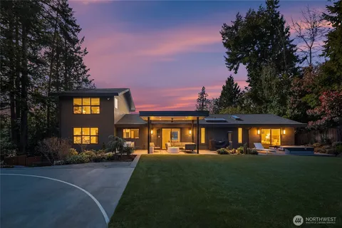 $5,198,000 | 4628 Forest Avenue Southeast, Mercer Island, WA 98040