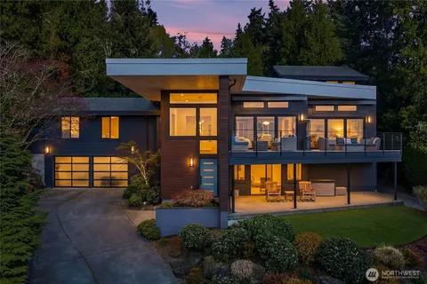 $5,198,000 | 4628 Forest Avenue Southeast, Mercer Island, WA 98040