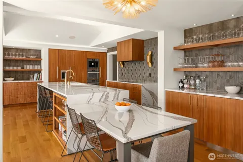 $5,198,000 | 4628 Forest Avenue Southeast, Mercer Island, WA 98040