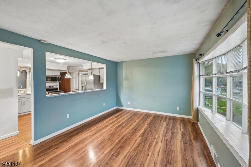 154 Marlboro Road Lawrence Township, NJ 08648 - Photo 7 of 14 Gallery Image 7