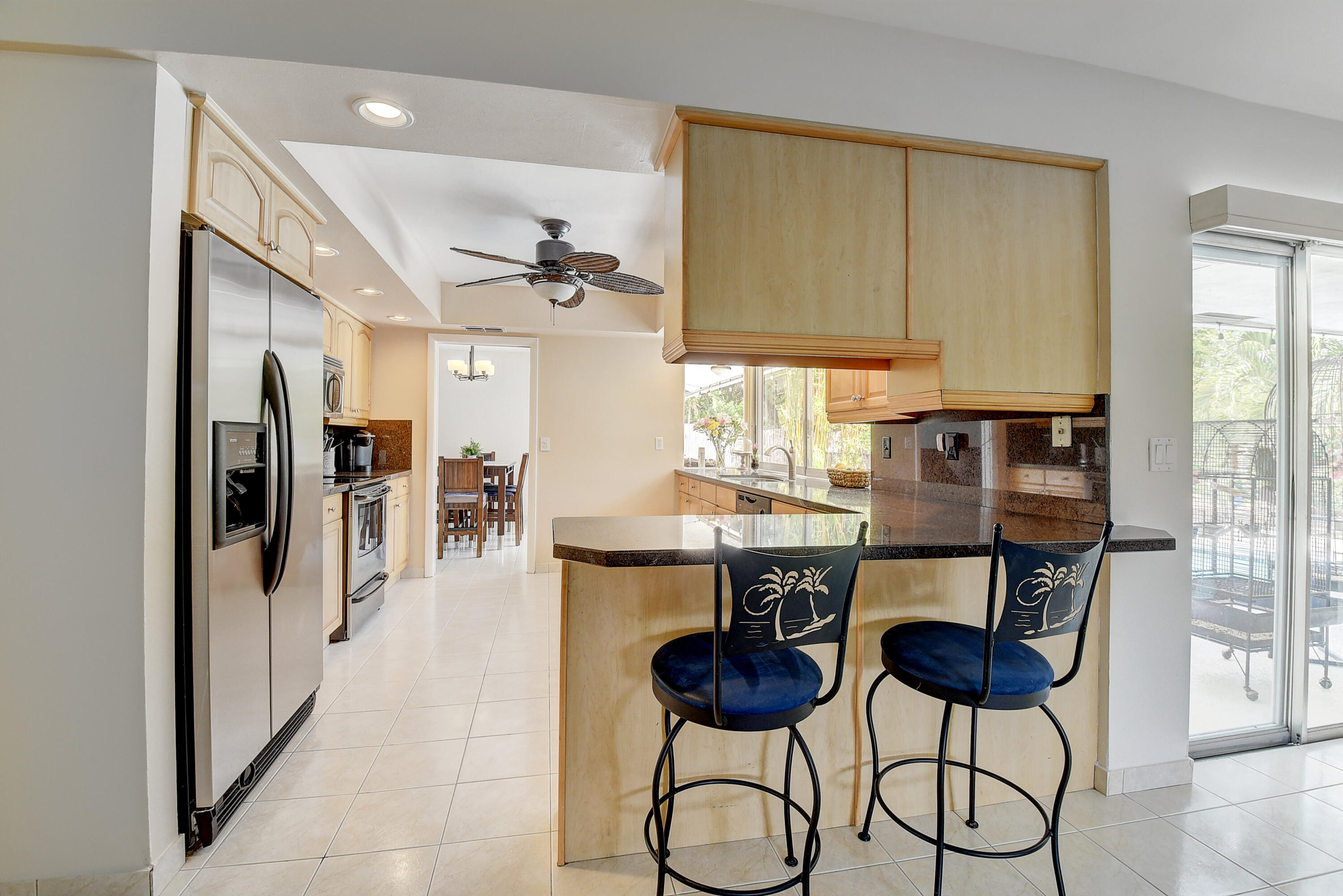 1300 Southwest 14th Street Boca Raton, FL 33486 - Photo 20 of 46 Breakfast bar