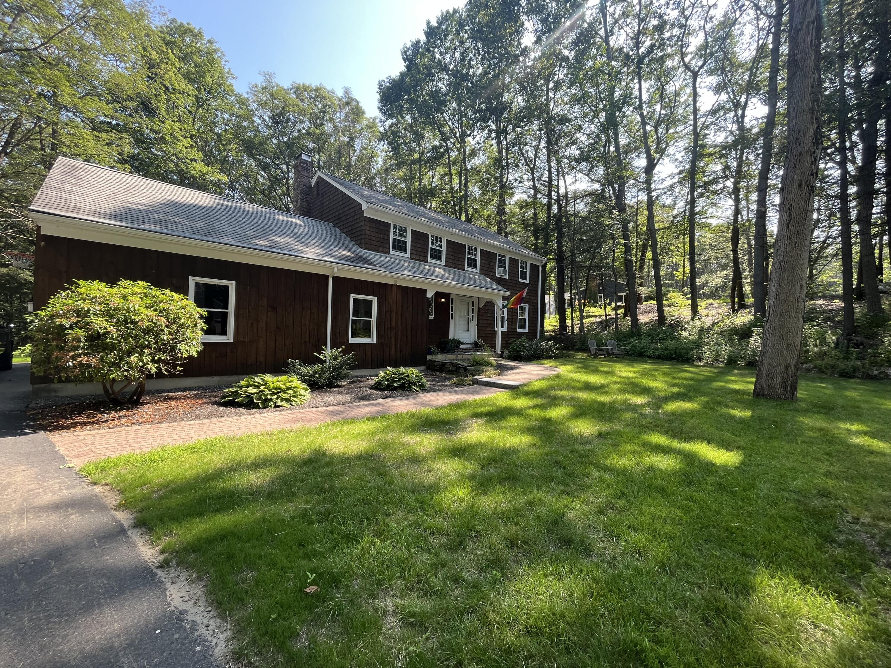 116 Oakhurst Road Cape Elizabeth, ME 04107 - Photo 1 of 2 IMG-7124