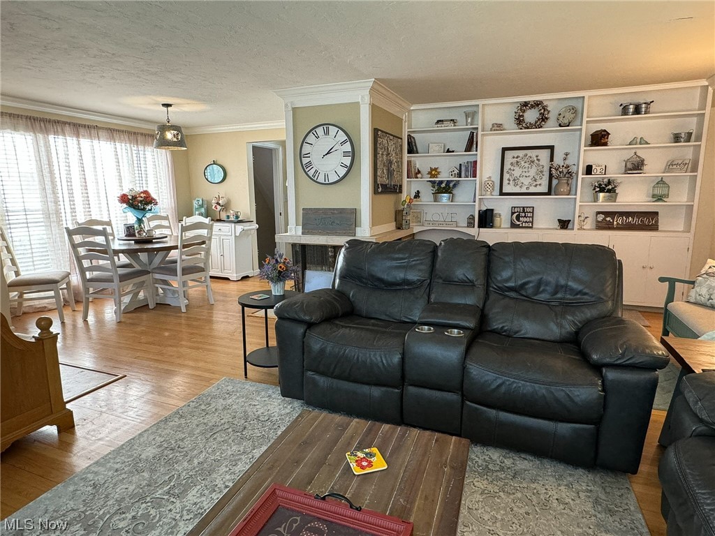 1013 Gulf Road Elyria, OH 44035 - Photo 9 of 27 Gallery Image 9