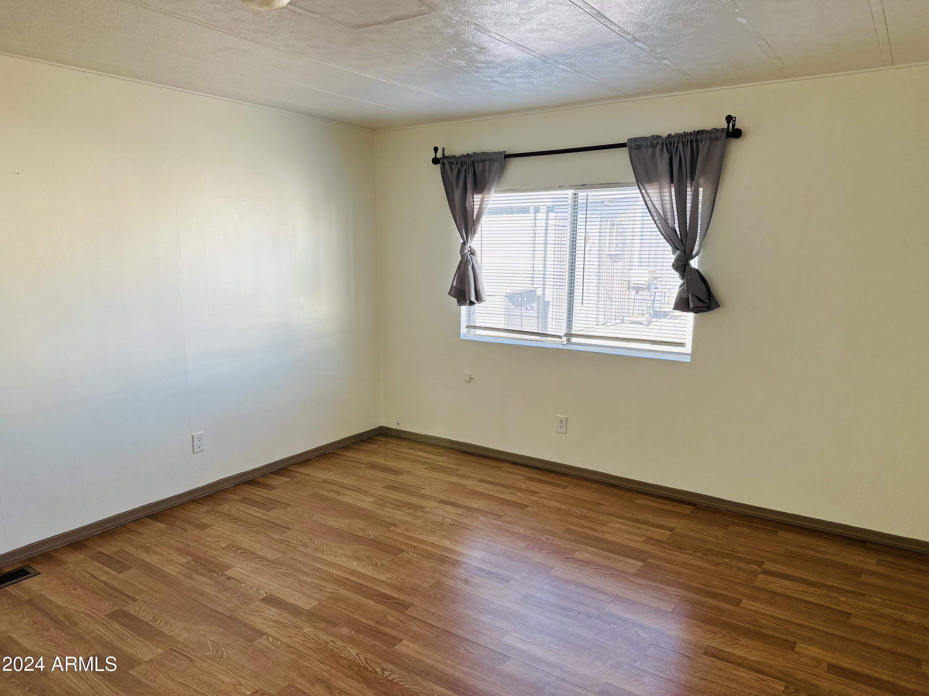 303 South Recker Road, Unit 47 Mesa, AZ 85206 - Photo 6 of 10 Bedroom 1