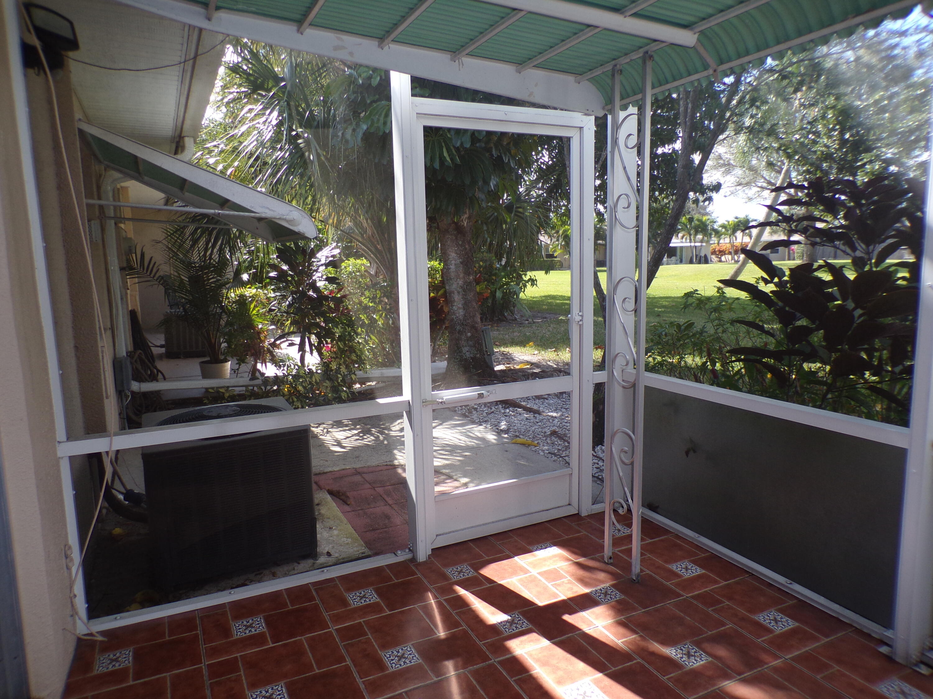 20952 Covington Drive Boca Raton, FL 33433 - Photo 32 of 36 137_1999