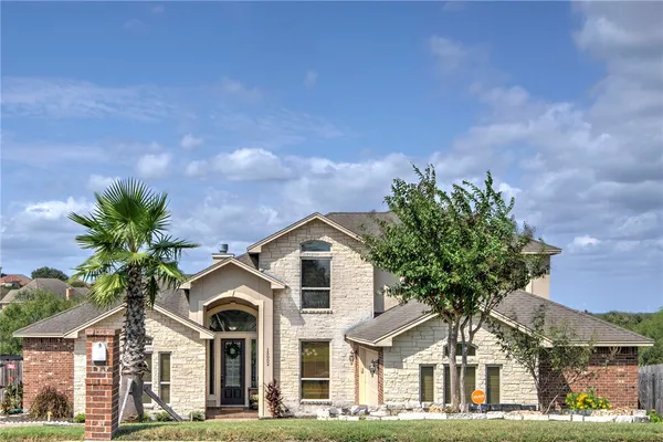 $550,000 | 15002 Santa Gertrudis Drive, Corpus Christi, TX 78410