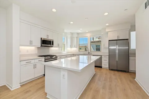 $1,070,000 | 220 Babson Court, Claremont, CA 91711