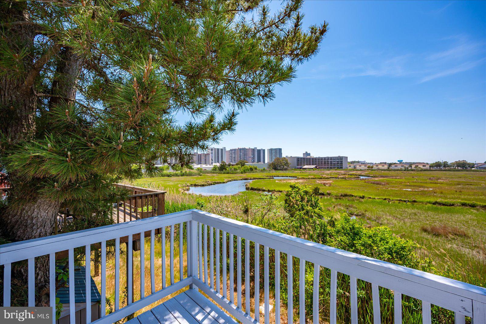 135 Jamestown Road, Unit 18A Ocean City, MD 21842 - Photo 45 of 63 Deck