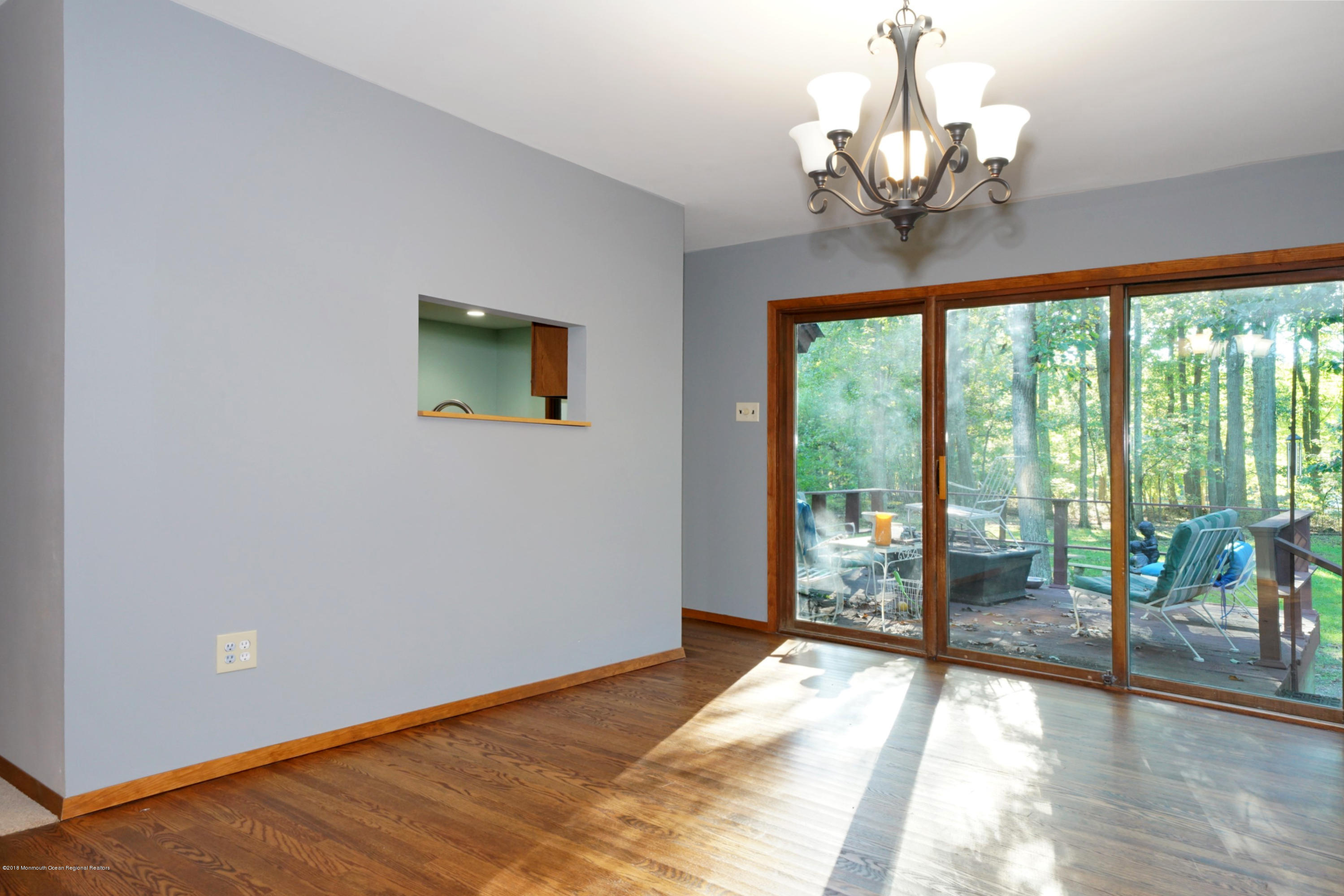 375 Millstone Road Millstone Township, NJ 08510 - Photo 9 of 18 11