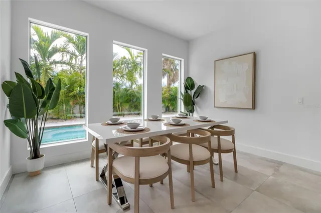 $2,375,000 | 2532 Fruit Tree Drive, Sarasota, FL 34239
