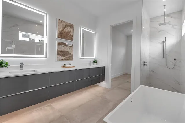 $2,375,000 | 2532 Fruit Tree Drive, Sarasota, FL 34239