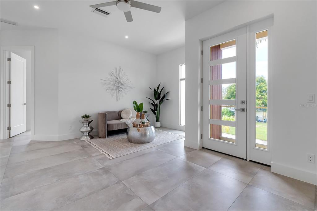 2532 Fruit Tree Drive Sarasota, FL 34239 - Photo 27 of 38