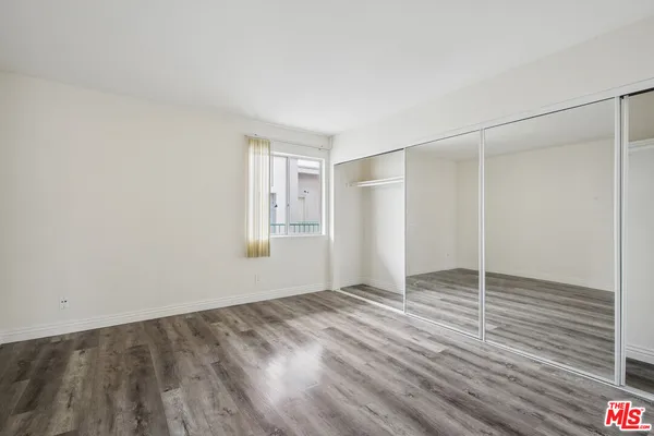 $2,695 | 870 Crenshaw Boulevard, Unit 202, Los Angeles, CA 90005