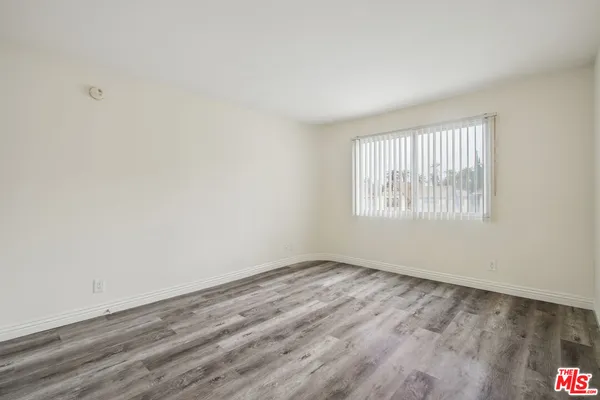 $2,695 | 870 Crenshaw Boulevard, Unit 202, Los Angeles, CA 90005