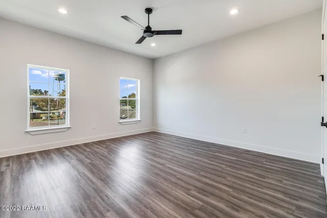 $1,895 | 711 East Main Street, Unit 500, Broussard, LA 70518