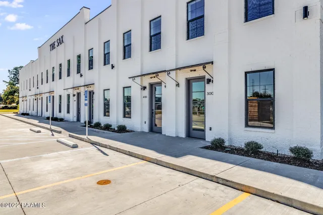 $1,895 | 711 East Main Street, Unit 500, Broussard, LA 70518