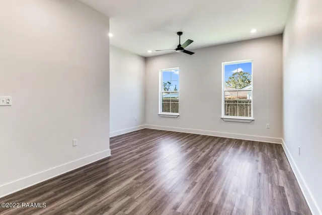 $1,895 | 711 East Main Street, Unit 500, Broussard, LA 70518