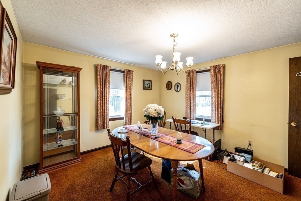 47 Hopkins Road Westfield, MA 01085 - Photo 8 of 26 Gallery Image 8