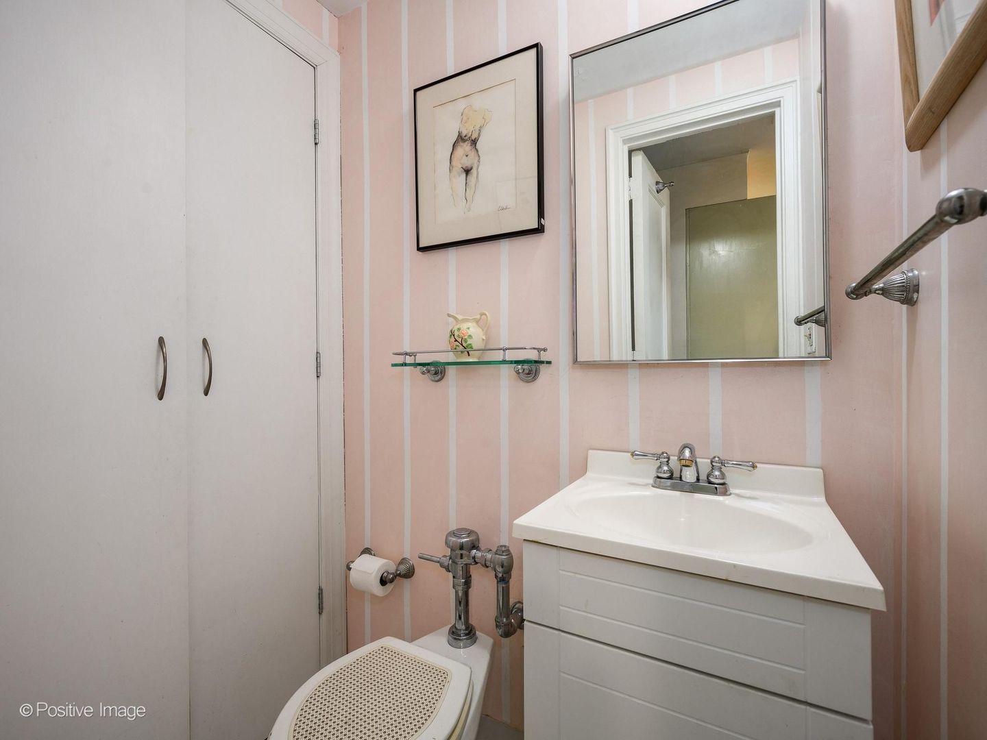 5555 North Sheridan Road, Unit 807 Chicago, IL 60640 - Photo 16 of 34