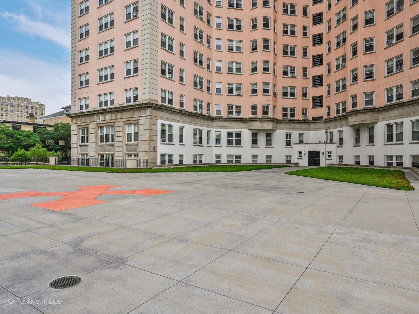 5555 North Sheridan Road, Unit 807 Chicago, IL 60640 - Photo 26 of 34