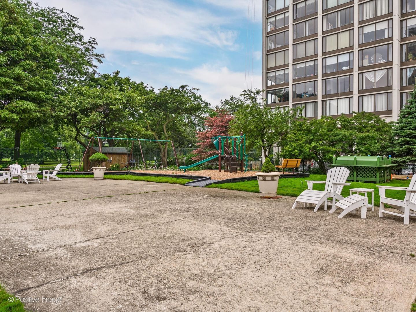 5555 North Sheridan Road, Unit 807 Chicago, IL 60640 - Photo 29 of 34